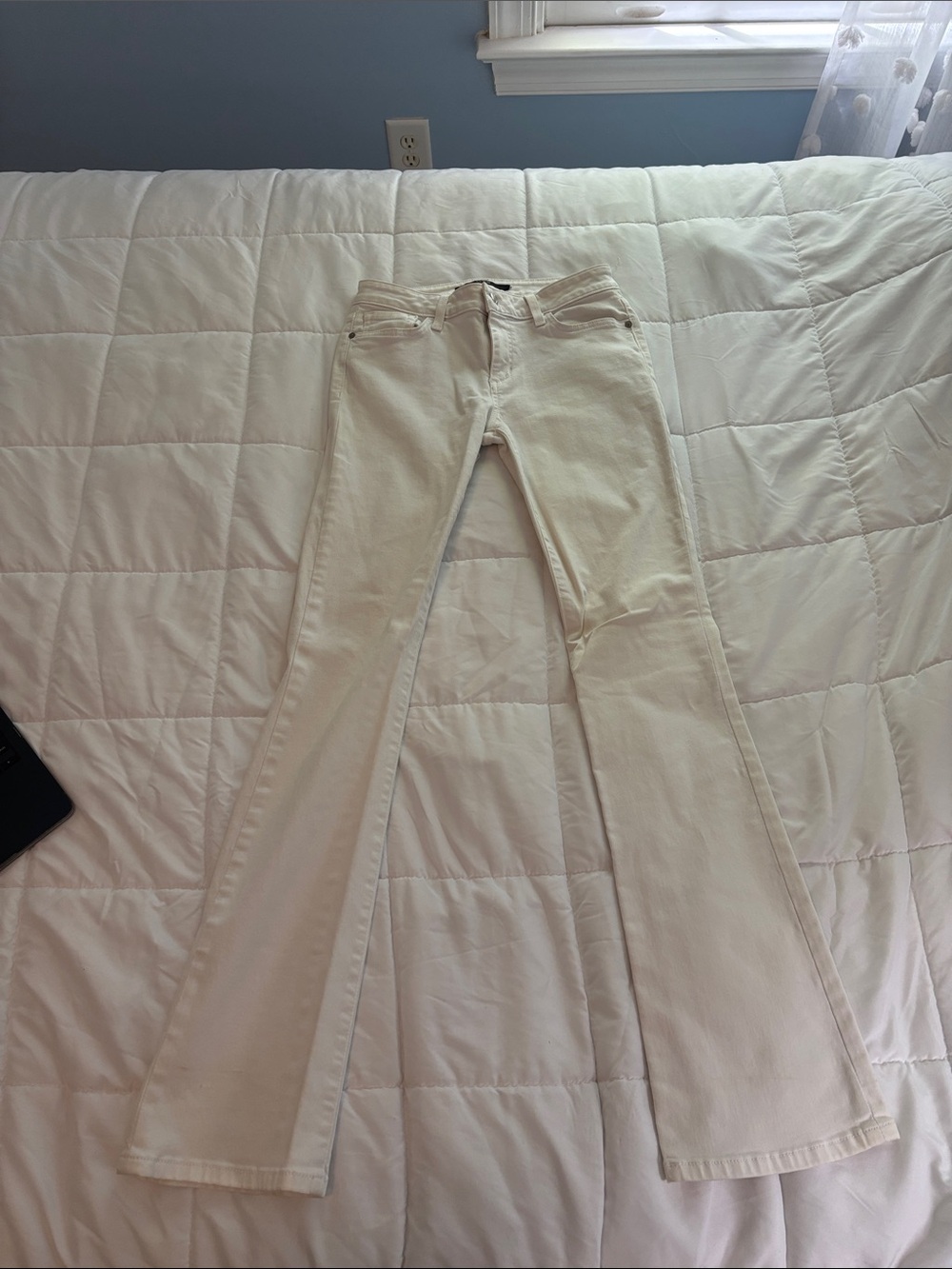 Joe's Jeans white boot cut slim fit Jeans